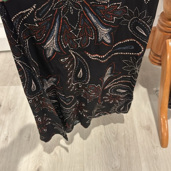 ASTR NWOT Parsley Floral Halter cut out back Jumpsuit, Size S. - Picture 5 of 10